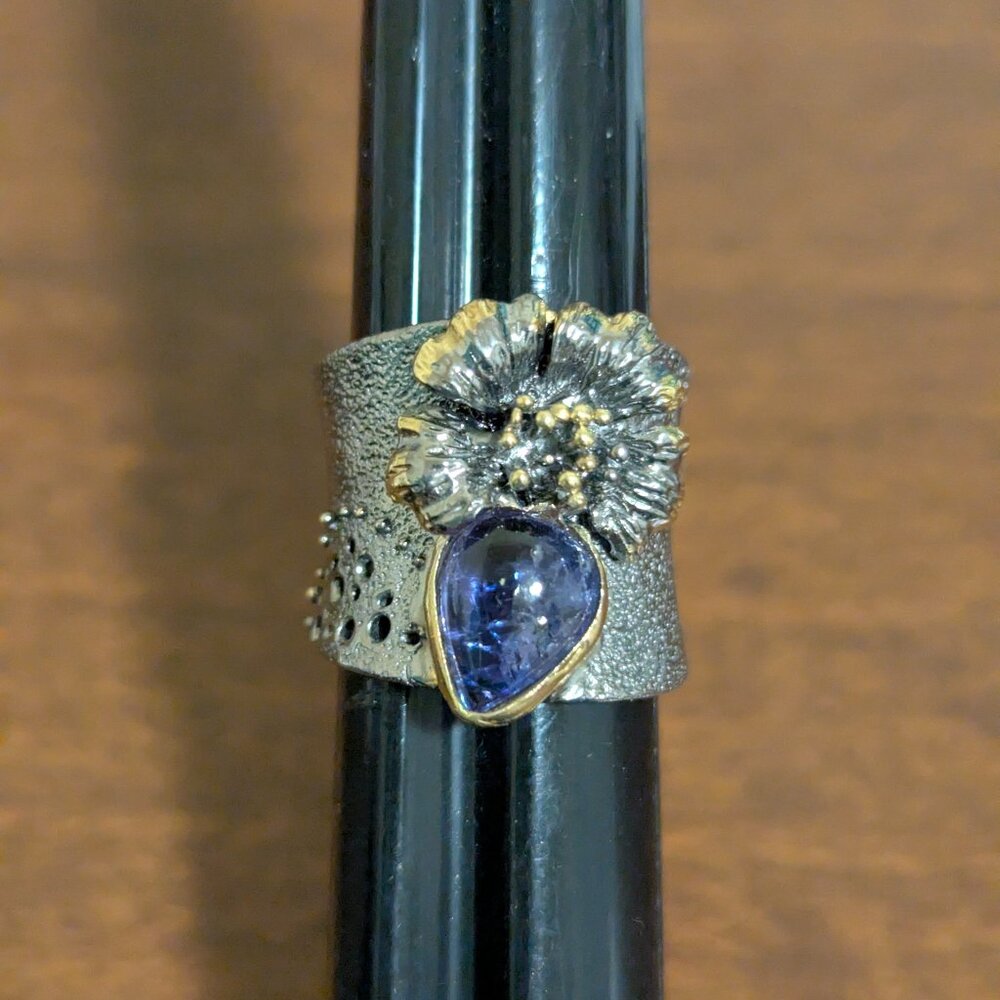 Ring Tanzanite Sterling Silver Size 7.5 - BEAUTIFUL!